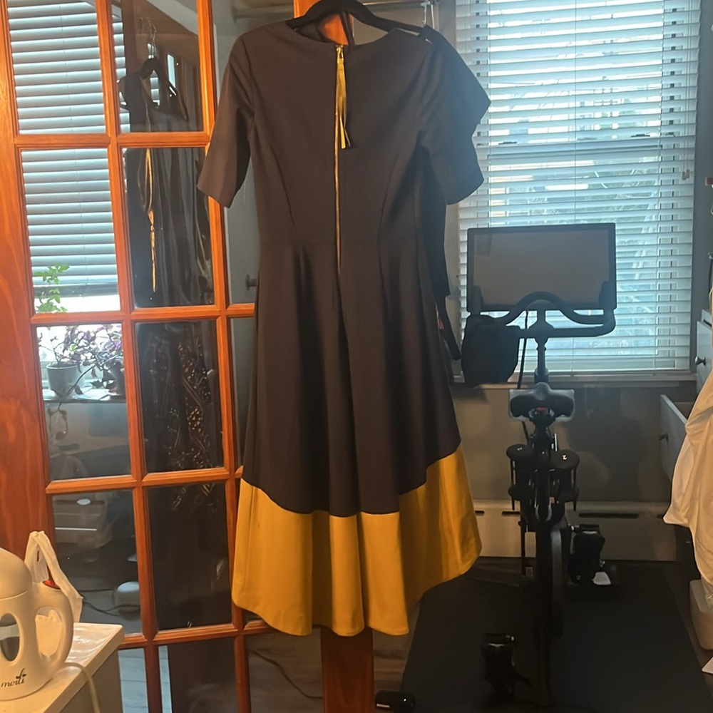 Boden Navy and Yellow A-Line midi-Length Dress with Short Sleeves - Picture 3 of 3
